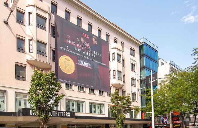 AEG Werbung in der Mariahilfer Straße © Megaboard