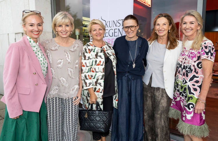 V.l.n.r.: Martina Fleischer-Kücher (Projektinitiatorin, Brilliant Communications), Romy Seidl-Laux (Redakteurin und Moderatorin im ORF Landesstudio Salzburg), Marlies Muhr (Immobilienunternehmerin und Beiratsmitglied), Susi Schellhorn (Gastronomin, Restaurant m32), Ursula Wirth (PR-Beraterin und Beiratsmitglied) und Angelika Graf (Projekt-Mitinitiatorin und Fachärztin für Frauenheilkunde und Geburtshilfe).