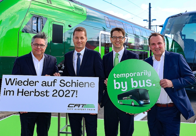 CAT bringt Flughafenbusse früher auf die Straße und neue Züge ab 2027