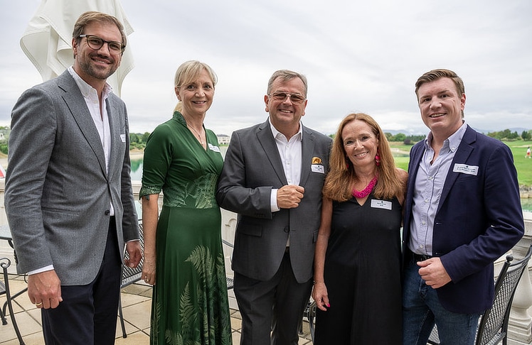 V.l.n.r.: Hubertus Rothwangl (RTK Vizepräsident), Ulli Retter (RTK Vizepräsidentin), Thomas Ziegler (RTK Präsident), Uschi Huber (RTK Geschäftsführerin) und Gilbert Kratschmann (RTK Vorstandsmitglied). © LEADERSNET / V. Greabu