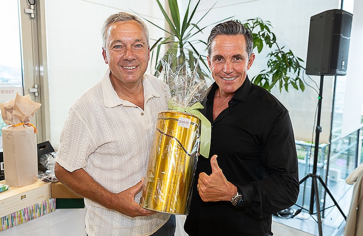 V.l.n.r.: Abfahrts-Olympiasieger Fritz Strobl und Moderator und Fitnesstrainer Philipp Jelinek.