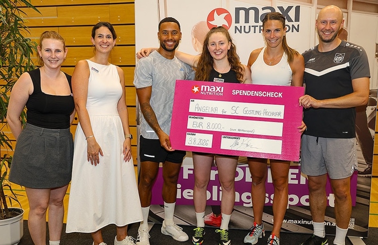 Ski-Nachwuchstalent Angelika Dallhammer (3. v.r.)
hat die MaxiNutrition Sportchallenge 2026 mit ihrem
Team rund um Skiass Mirjam Puchner, Influencer
Michael Blauensteiner und Thomas Stütz gewonnen.