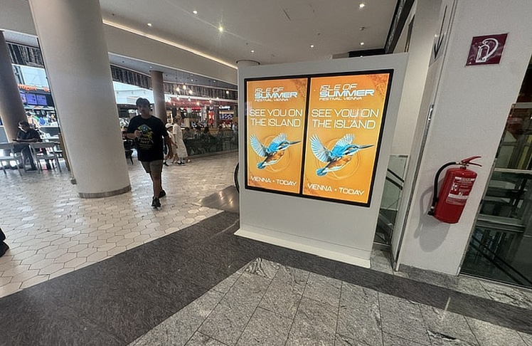 Begleitend zum Festival realisierte XXL-Media am Veranstaltungstag eine aufmerksamkeitsstarke DOOH-Kampagne in und vor der Millennium City.