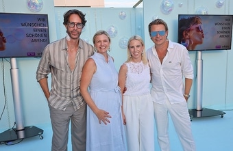 Schick Fashion Show begeisterte mit Mode, Glamour und großen Namen