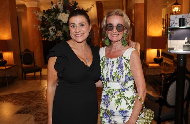 Cecilia Bartoli (l.) und Elisabeth Gürtler-Mauthner (Vertreterin der Eigentümerfamilie Hotel Sacher) © Franz Neumayr