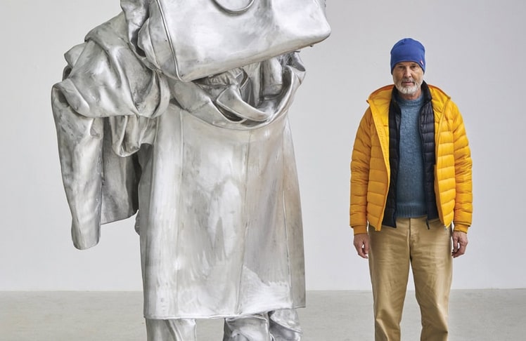 Erwin Wurm, his dog, and Balzac (part). Balzac (2023). Aluminium. 320 x 163 x 133 cm. © Erwin Wurm, Bildrecht, Wien 2026. Foto: Markus Gradwohl.