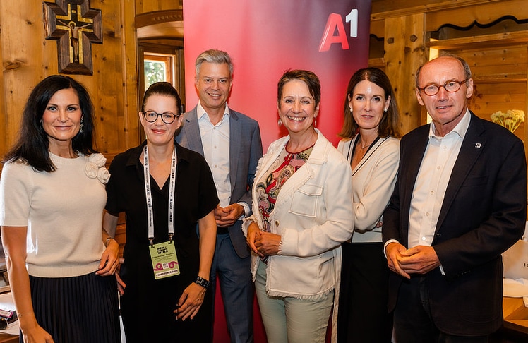 V.l.n.r.: Silvia Grünberger (Managing Partner Grünberger & Partner), Gerda Holzinger-Burgstaller (Vorstandsvorsitzende und Finanzvorständin Erste Bank Oesterreich), Thomas Arnoldner (Deputy CEO A1 Group), Sabine Herlitschka (Vorstandsvorsitzende Infineon Technologies Austria), Henrietta Egerth-Stadlhuber (Geschäftsführerin Österreichische Forschungsförderungsgesellschaft) und Othmar Karas (Präsident European Forum Alpbach).