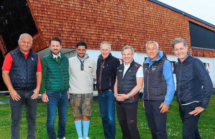 V.l.n.r.: Christian Wörister (Vorstand, Bergbahn AG Kitzbühel), Ludwig Stepan und Mahdi Allagha (Mitglieder der Geschäftsleitung, Senat der Wirtschaft), Michael Huber (Präsident Kitzbüheler Ski Club), Anton Bodner (Vorstand Bergbahn AG Kitzbühel), Fritz Strobl (Ehemaliger Skirennläufer & Olympiasieger) und Thomas Zanolin (Aufsichtsratsvorsitzender Kitzbühel Tourismus).