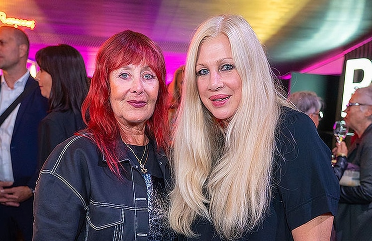 Die Veranstalterinnen der Vienna Fashion Week Zigi Mueller-Matyas (l.) und Elvyra Geyer. © Andreas Tischler