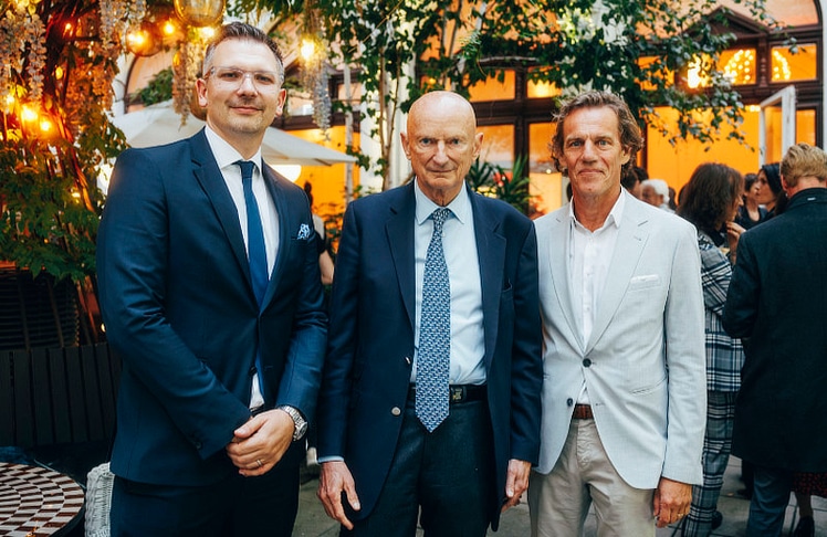 Das Führungsteam von "Der Pragmaticus" (v.l.n.r.): Geschäftsführer Jürgen Moosleithner, Herausgeber Prinz Michael von und zu Liechtenstein und Chefredakteur Andreas Schnauder.