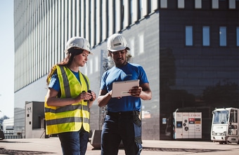 Gebäudesicherheit für Immobilienbesitzer:innen