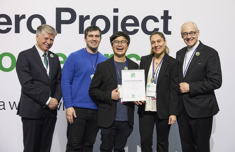 Initiiert wurde das Zero Project vom österreichischen Unternehmer Martin Essl, dem früheren Eigentümer der Baumarktkette baumax.