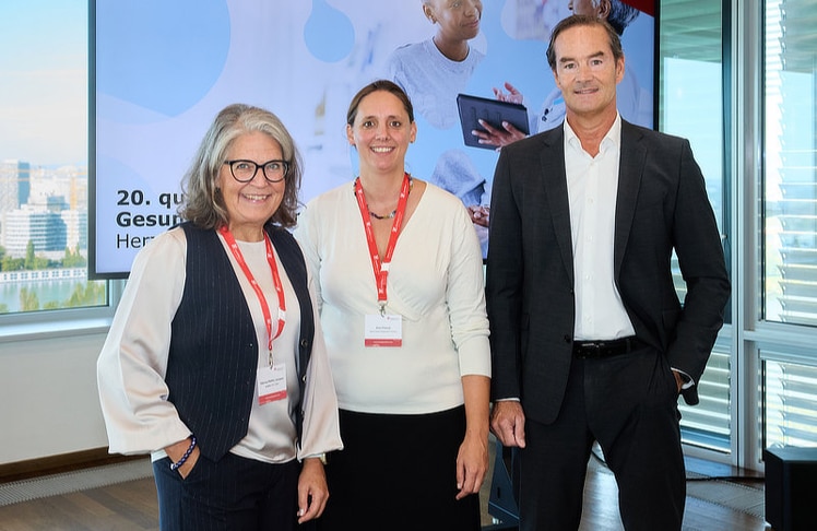 V.l.n.r.: Marica Pfeffer-Larsson (Branchenmanagement Gesundheitswesen, Quality Austria), Eva Potura (Abteilungsleitung Qualitätssicherung und Patientensicherheit, Gesundheit Österreich) und Werner Paar (Co-Geschäftsführer, Quality Austria).