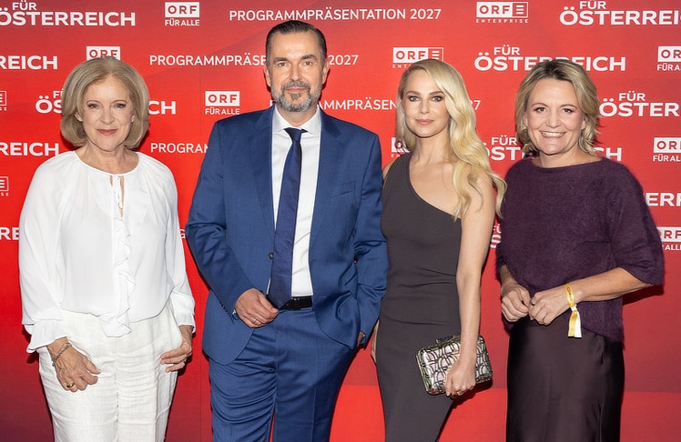 V.l.n.r.: Ingrid Thurnher (ORF-Generaldirektorin), Clemens Pig (designierter ORF-Generaldirektor), Silvia Schneider (Moderatorin) und Stefanie Groiss-Horowitz (ORF-Programmdirektorin).