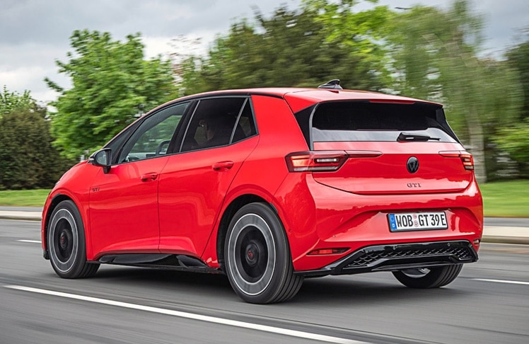 GTI-Logos am Heck und der Seite verweisen auf die Sportausgabe.