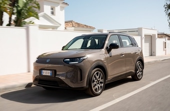 Leapmotor B03X kombiniert kompaktes Format mit großem Stauraum
