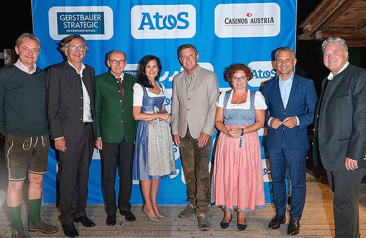 V.l.n.r.: Gerald Gerstbauer (CEO, Gerstbauer Strategic International), Johann Schachner (CEO, Atos Österreich), Othmar Karas (Präsident, European Forum Alpbach), Silvia Grünberger (Managing Partner, Grünberger & Partner), Peter Hanke (Bundesminister für Innovation, Mobilität und Infrastruktur), Elisabeth Zehetner (Staatssekretärin für Energie, Startups und Tourismus), Wolfgang Hattmannsdorfer (Bundesminister für Wirtschaft, Energie und Tourismus) und Erwin van Lambaart (Generaldirektor, Casinos Austria).