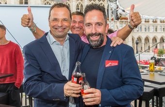 Coca-Cola ging mit prominenten Gästen auf Ikonen-Suche