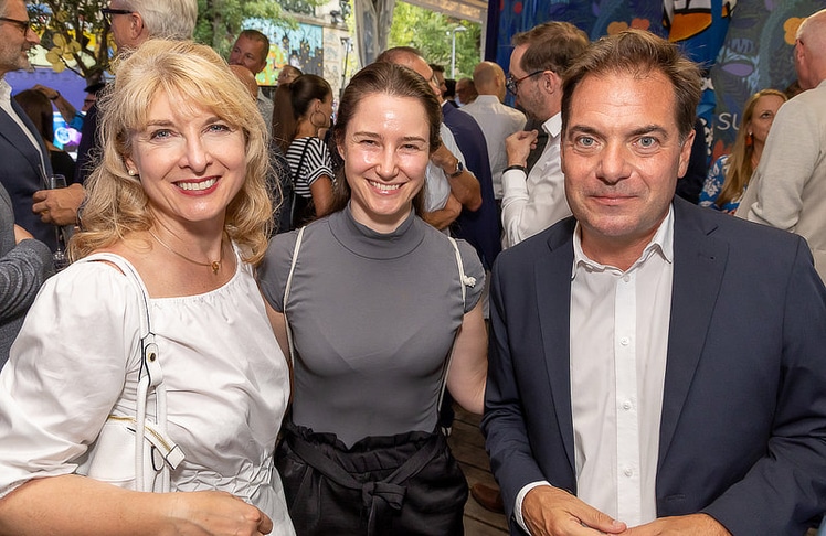 V.l.n.r.: Bettina Fuhrmann (Wirtschaftsuniversität Wien), Madlen Stottmeyer und Rainer Nowak (beide "Die Presse").