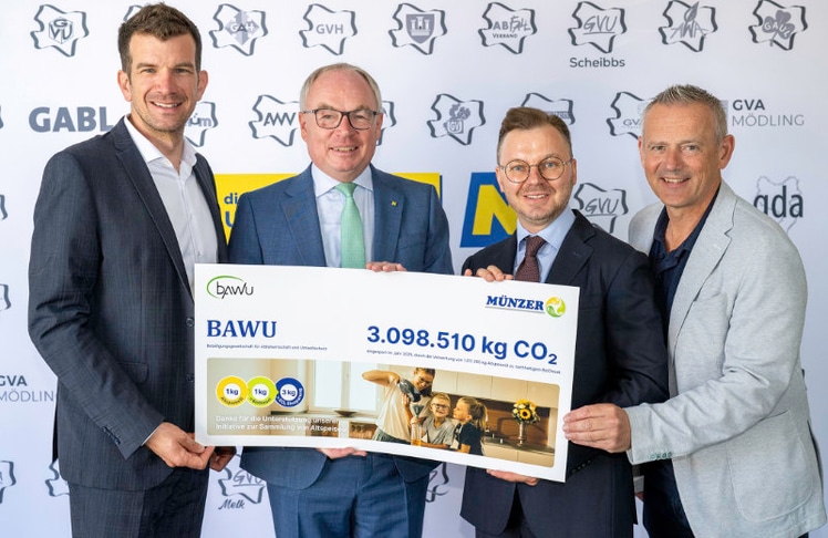 V.l.n.r.: Christian Macho (Präsident der NÖ Umweltverbände), Stephan Pernkopf (LH-Stellvertreter), Ewald-Marco Münzer (Geschäftsführer der Münzer Bioindustrie) und Martin Leonhardsberger (Aufsichtsratsvorsitzender der BAWU) © NLK Burchhart