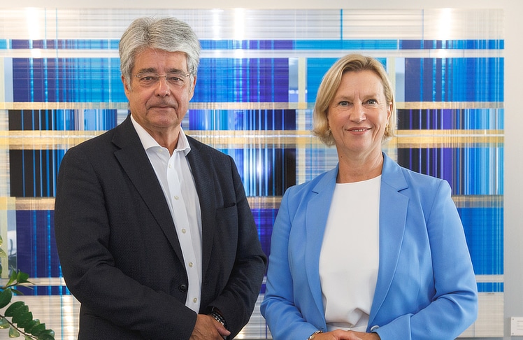 Marion Mitsch (FEEI-Geschäftsführerin) und Wolfgang Hesoun (FEEI-Obmann) © FEEI/APA-Fotoservice/Arman Rastegar