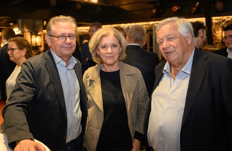 V.l.n.r.: Alexander Wrabetz (SK-Rapid-Präsident und ehemaliger ORF-Generaldirektor), Ingrid Thurnher (ORF-Generaldirektorin) und Wolfgang Fellner (Herausgeber und Geschäftsführer oe24 media group).